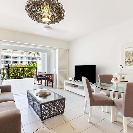 The Beach Club Premium Private Apartments Palm Cove Dış mekan fotoğraf