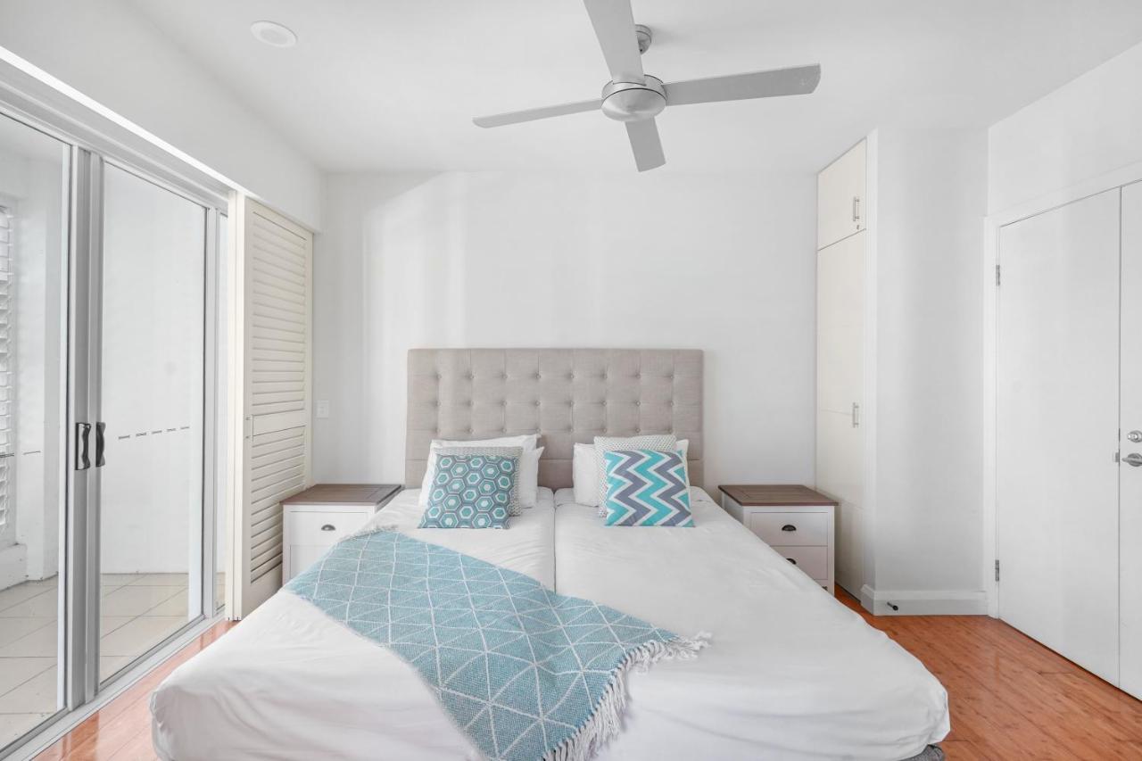 The Beach Club Premium Private Apartments Palm Cove Dış mekan fotoğraf