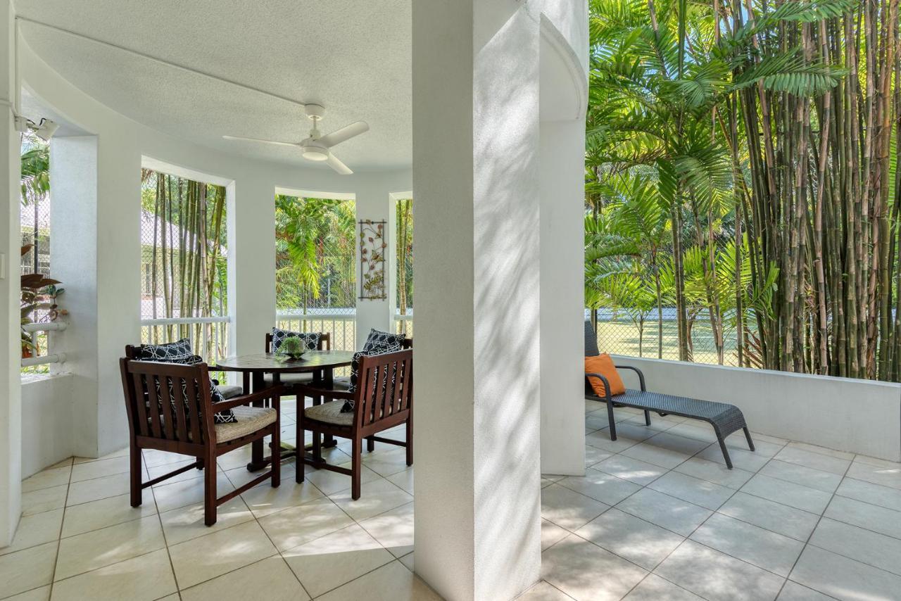 The Beach Club Premium Private Apartments Palm Cove Dış mekan fotoğraf