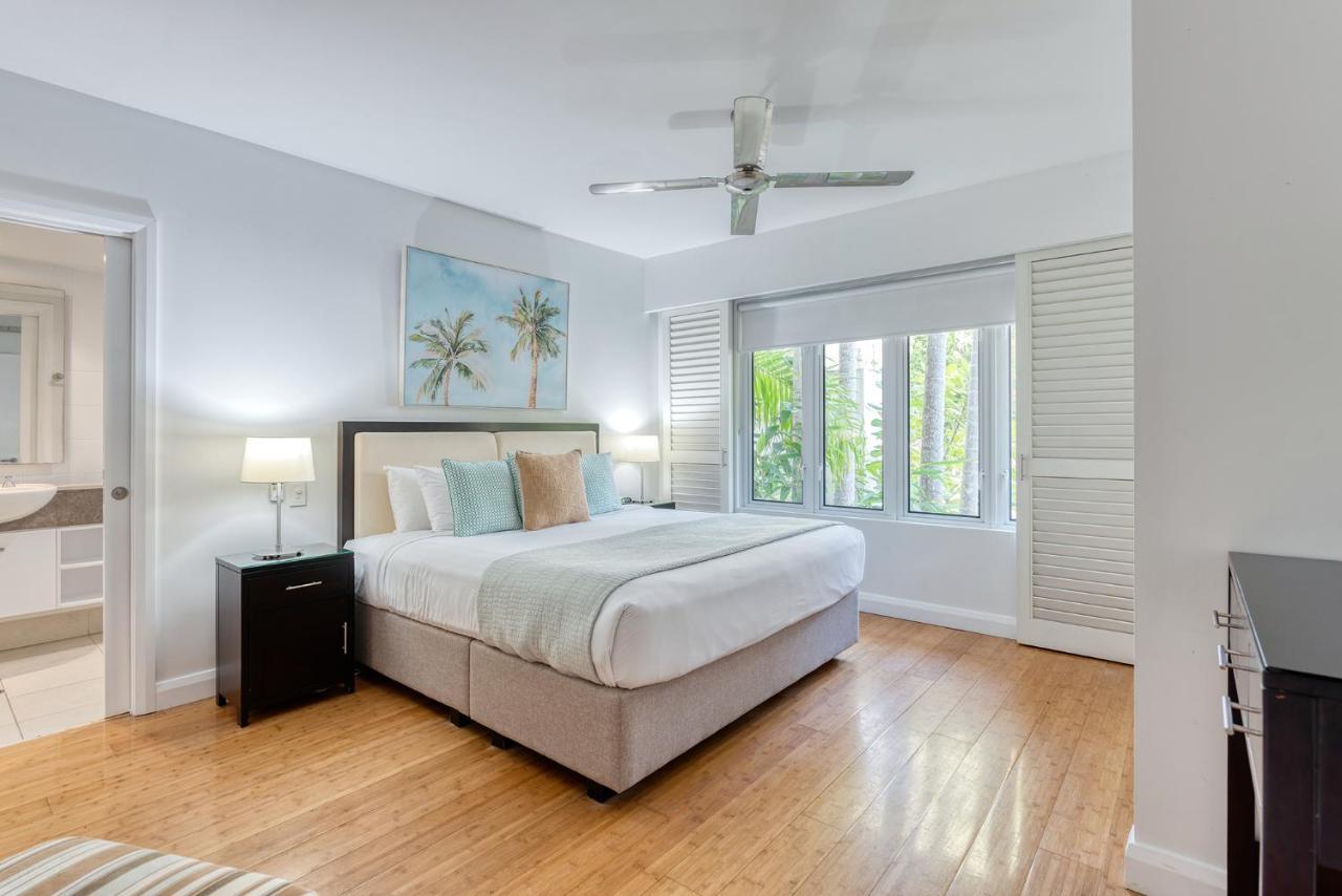 The Beach Club Premium Private Apartments Palm Cove Dış mekan fotoğraf
