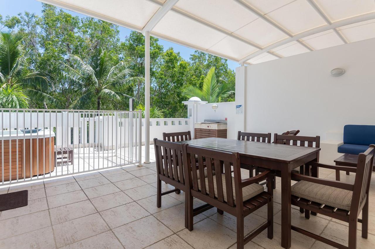 The Beach Club Premium Private Apartments Palm Cove Dış mekan fotoğraf