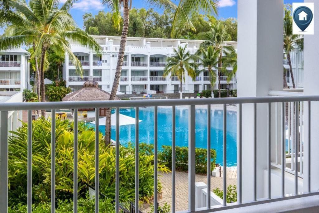 The Beach Club Premium Private Apartments Palm Cove Dış mekan fotoğraf