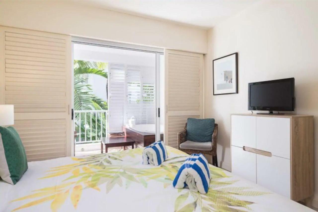 The Beach Club Premium Private Apartments Palm Cove Dış mekan fotoğraf