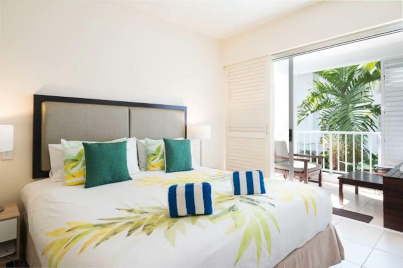 The Beach Club Premium Private Apartments Palm Cove Dış mekan fotoğraf